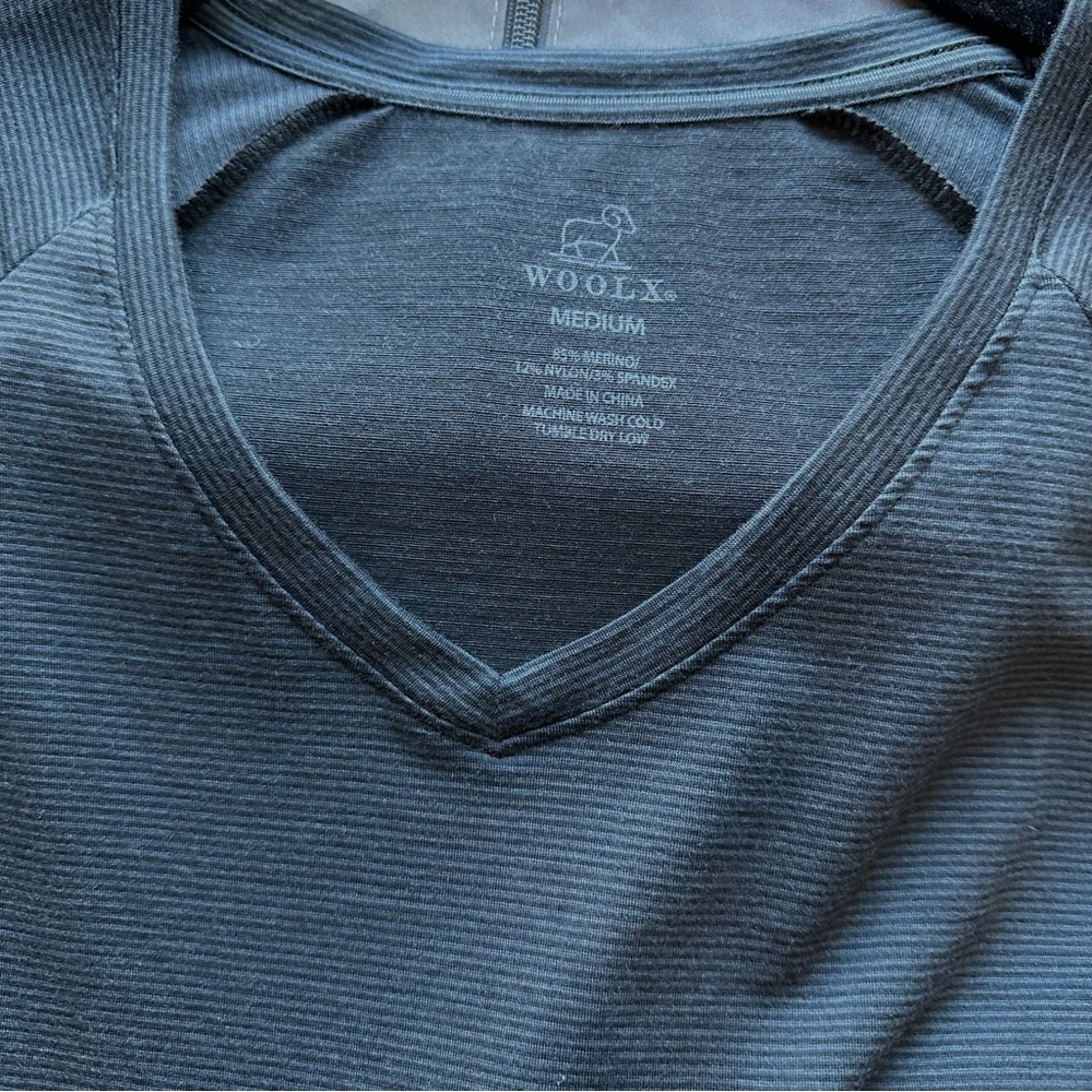 Woolx Blue Striped V-Neck Top Size M